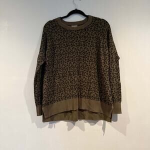 Eddie Bauer Women's Leopard Print Crewneck